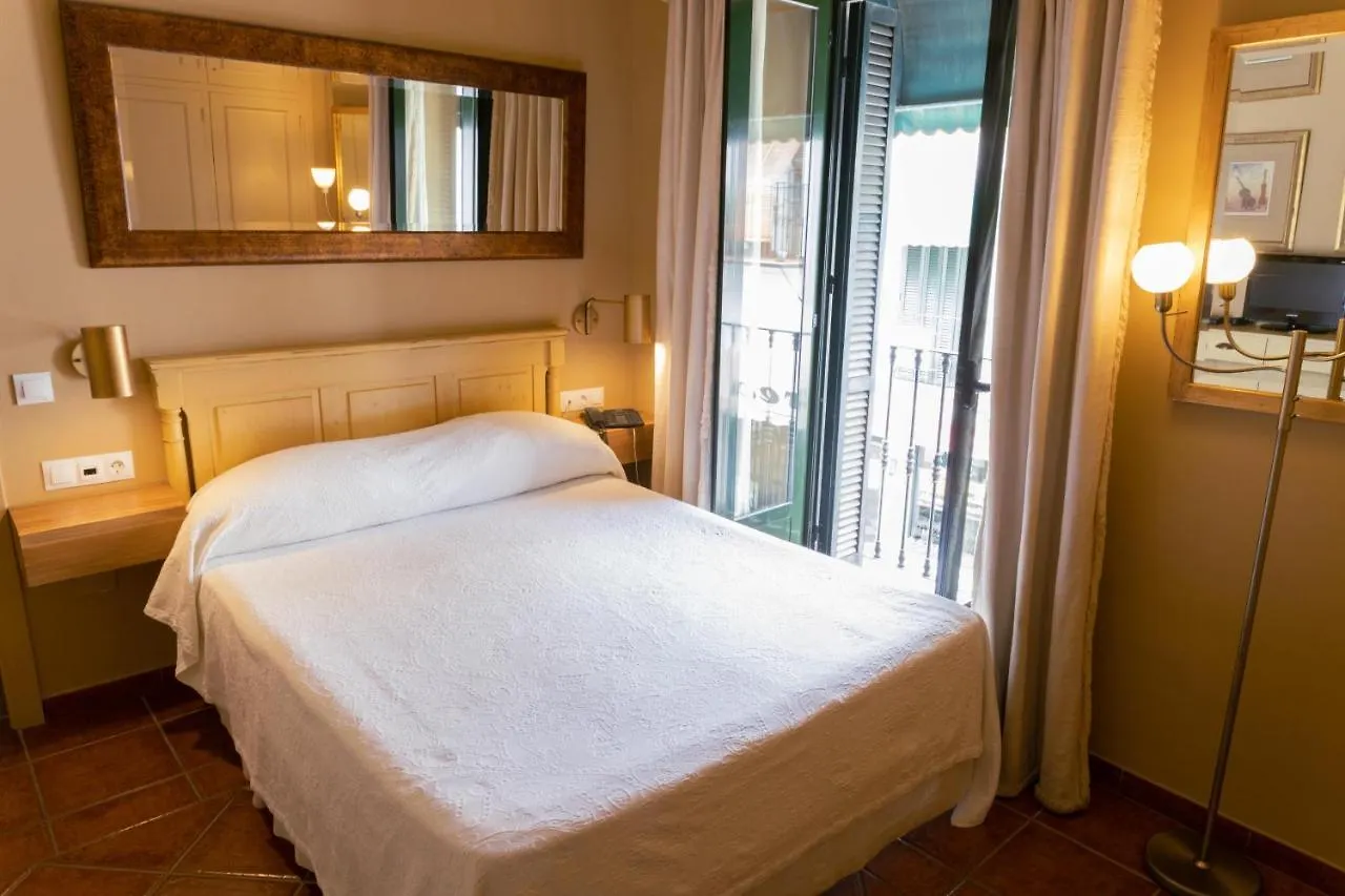 Hotel Carabeo ネルハ 0*,  スペイン