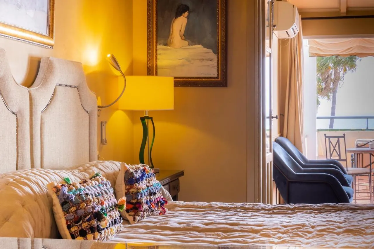 Hotel Carabeo ネルハ スペイン