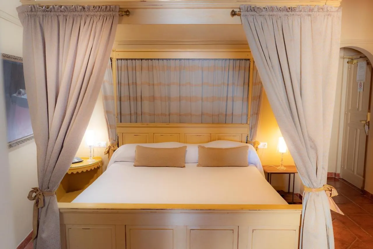 Hotel Carabeo ネルハ