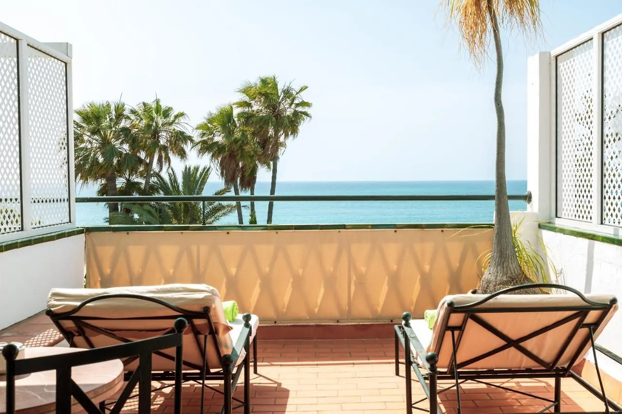 Hotel Carabeo ネルハ