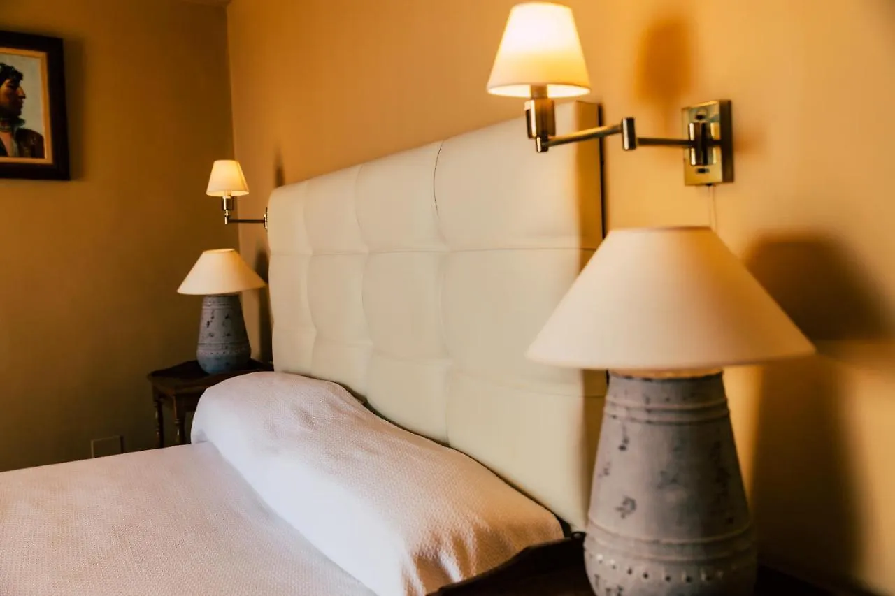 Hotel Carabeo ネルハ