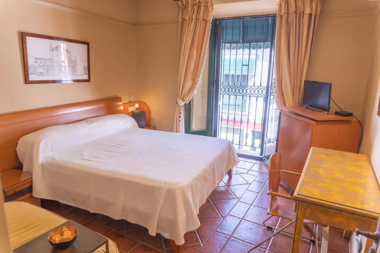 Hotel Carabeo ネルハ スペイン